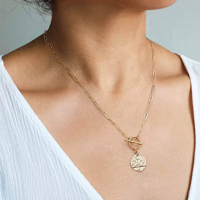 18k Gold Paper Clip Medallion Necklace