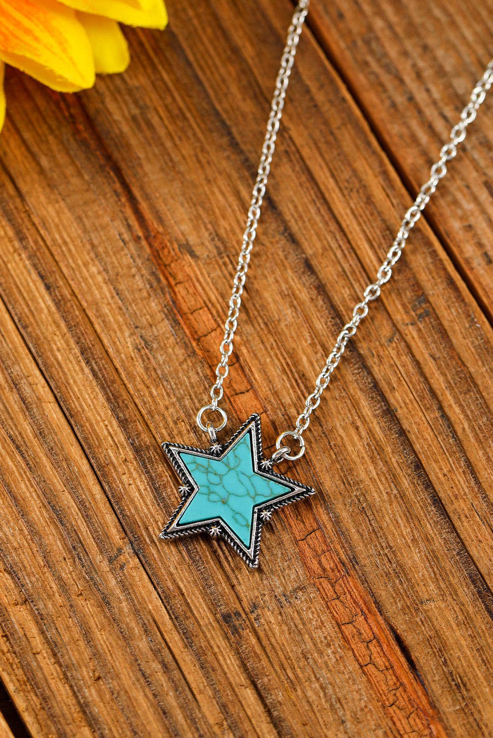 Green Turquoise Star Pendant Necklace