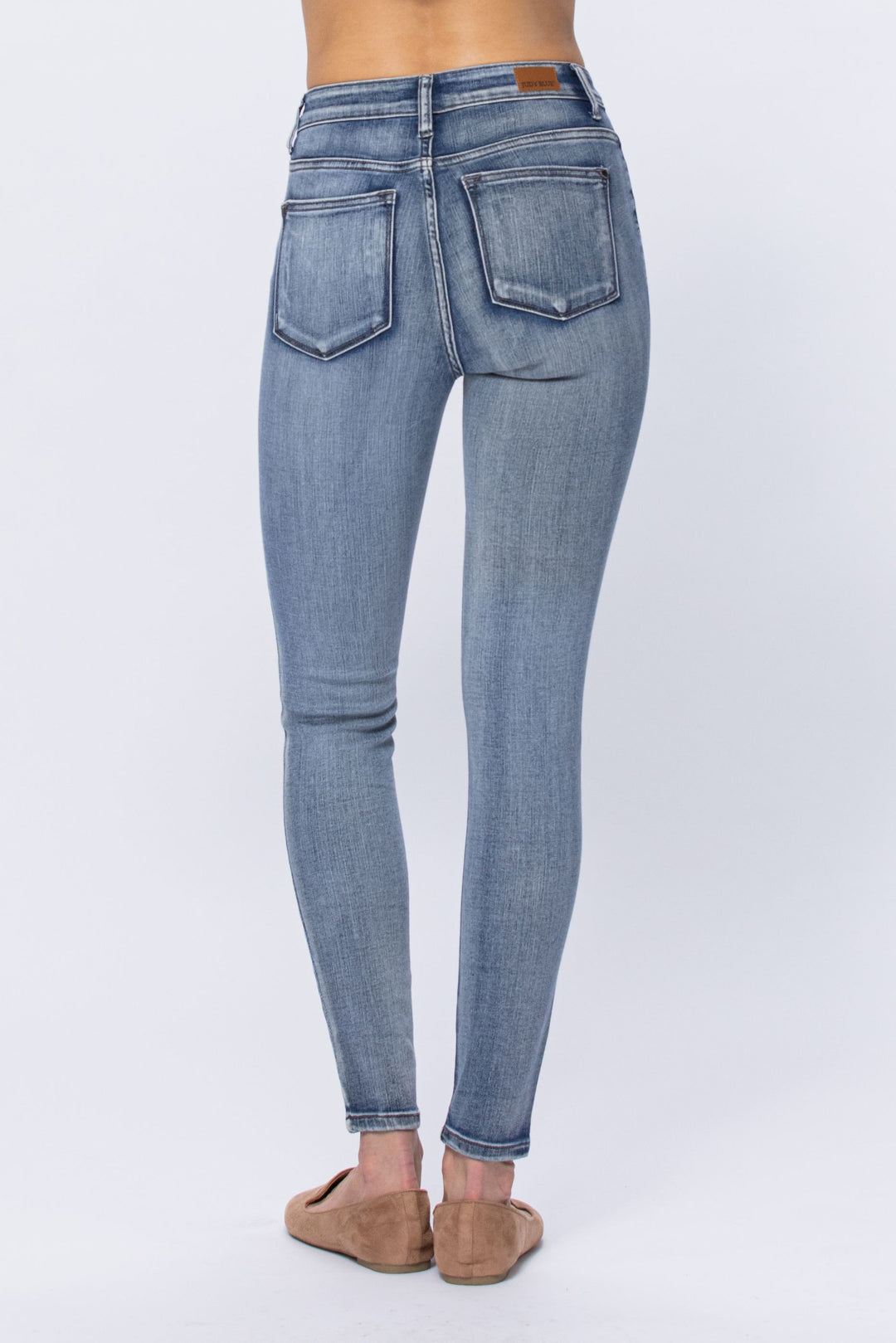 JUDY BLUE CURVY HIGH RISE JEANS