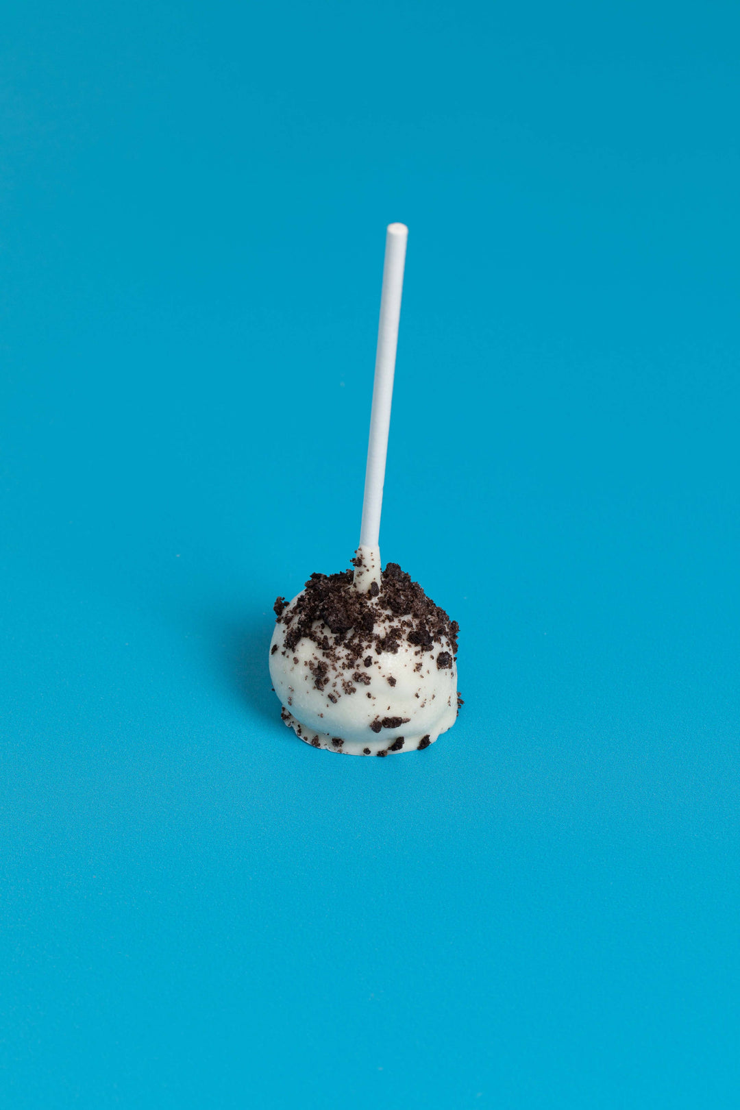 Cookies and Cream Cake Pops